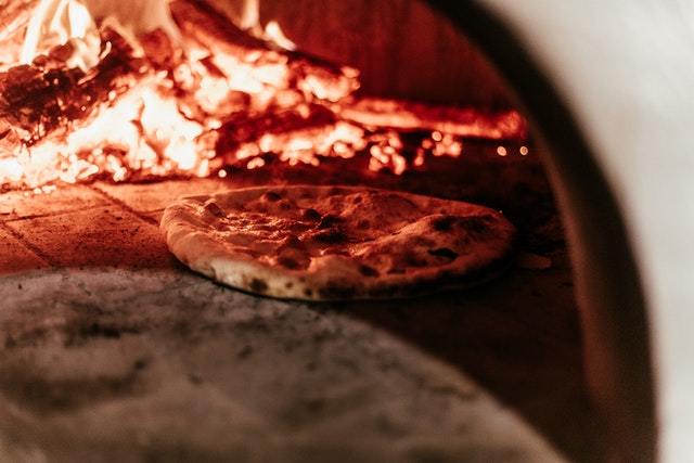 What is brick oven pizza? Tips and Tricks