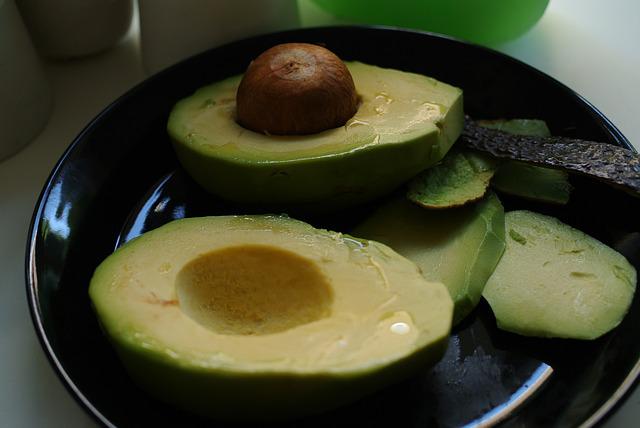 Can you ripen avocado in the microwave?